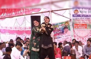 Haryana Dance मुस्कान बेबी और सुनीता बेबी ने एक साथ स्टेज पर मचाया तहलका जिसे देख ताऊ छूटने लगे पसीने 