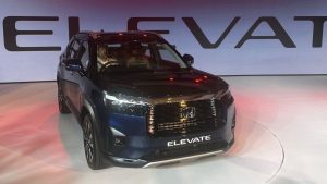Honda Elevate Suv  इनोवा क्रिस्टा और क्रेटा छक्के छुड़ाने आ गई Honda Elevate SUV स्टाइलिश लुक के साथ ऐसे होंगे रापचिक फीचर्स 