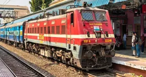 Why Trains Run Fast at Night  भारत में ट्रेन कब तेज दौड़ती है दिन में या रात यहाँ जाने इसका जवाब 