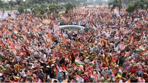 CG Election: ढोल-नगाड़े के साथ सीएम भुपेम बघेल हुए मौजूद, रायपुर  में 7 कांग्रेस प्रत्याशियों ने नामांकन फार्म भरे