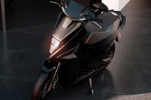 Best Electric Scooter: सड़को पर तेज रफ़्तार से दौड़ने आई है Electric स्कूटर, खतरनाक फीचर्स के साथ देखे माइलेज