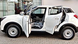 Mahindra XUV300: क्रेटा जैसे अच्छे अच्छे को अपने XUV300 के प्रीमिएम लुक से चुप करा रही है, झन्नाटेदार फीचर्स के साथ जाने कीमत 